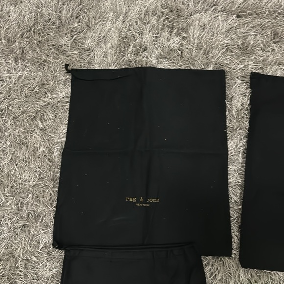 Bundle of empty shoes dust bags - Picture 2 of 6